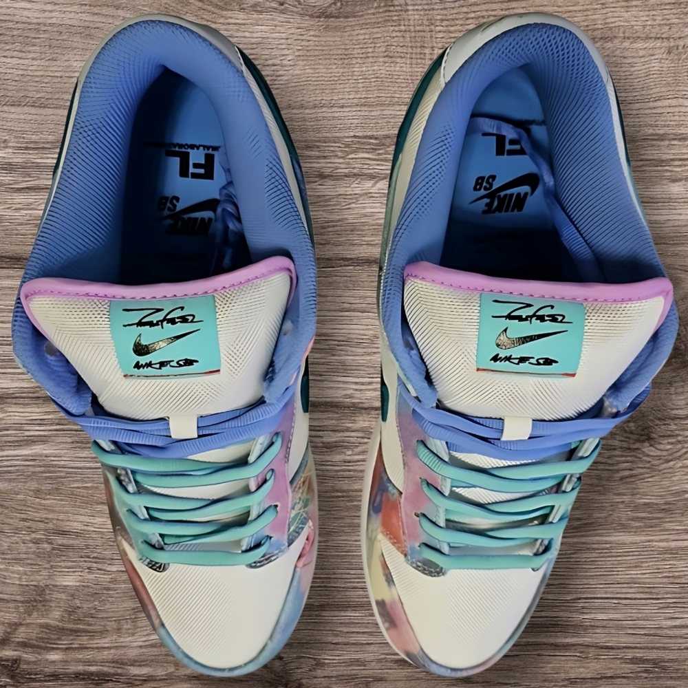 Nike SB Dunk Low x Futura Laboratories Bleached Aqua - Size 13 (No Box) - Picture 4 of 7